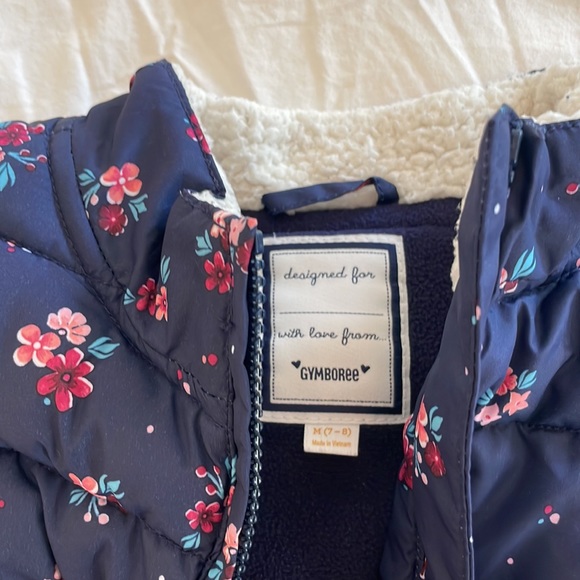 Girl’s M (7-8) vest with floral motif and fleece-lined collar - Picture 3 of 6